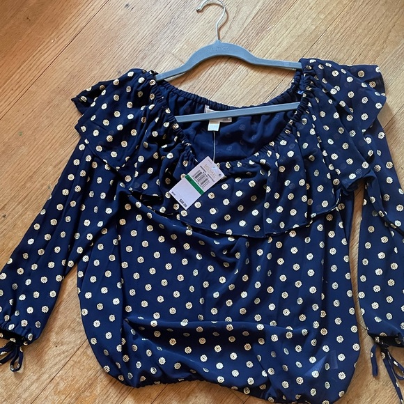 MICHAEL Michael Kors Tops - Michael Kors Navy & Gold Blouse - size L - New with tags.